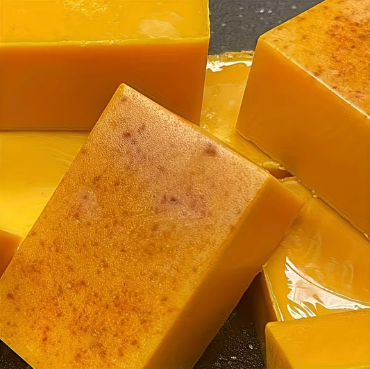 Savon Glowy au curcuma, acide kojique et citron